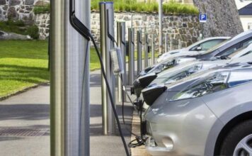 Auto elettriche, è record in Italia: superata quota 84 mila colonnine India