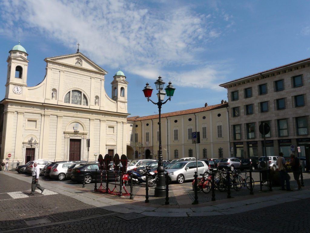 Tortona Piazza Del Duomo