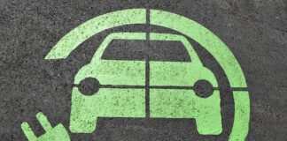 Il ruolo del Vehicle-to-Grid (V2G) nella transizione energetica italiana ed europea mobilità elettrica Record di colonnine di ricarica