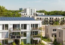 L’impegno di E.ON per l’efficientamento energetico dei condomini, per quartieri e città sempre più efficienti ADVH2_IMG_HiRes_PVCondo_NEW_2