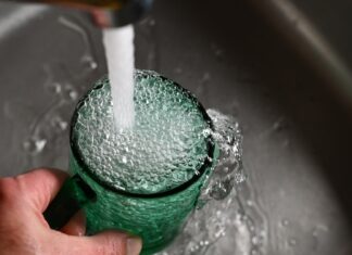 Allarme Legionella: oltre 4.600 casi in Italia. Arriva la guida gratuita per proteggere i condomini bollette acqua potabile indagine Altroconsumo