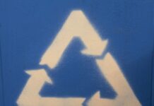 Una gestione intelligente del ciclo di rifiuti per sprecare meno economia circolare materie prime da riciclo