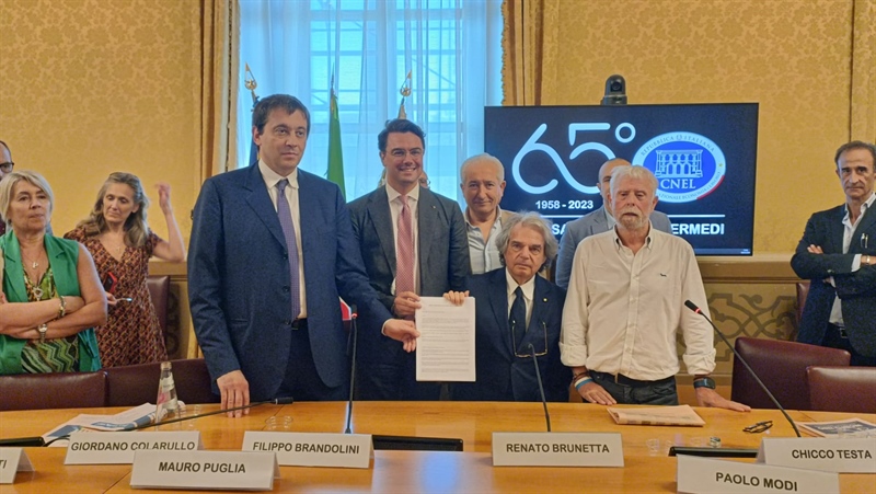 CCNL unico Assoambiente Utilitalia