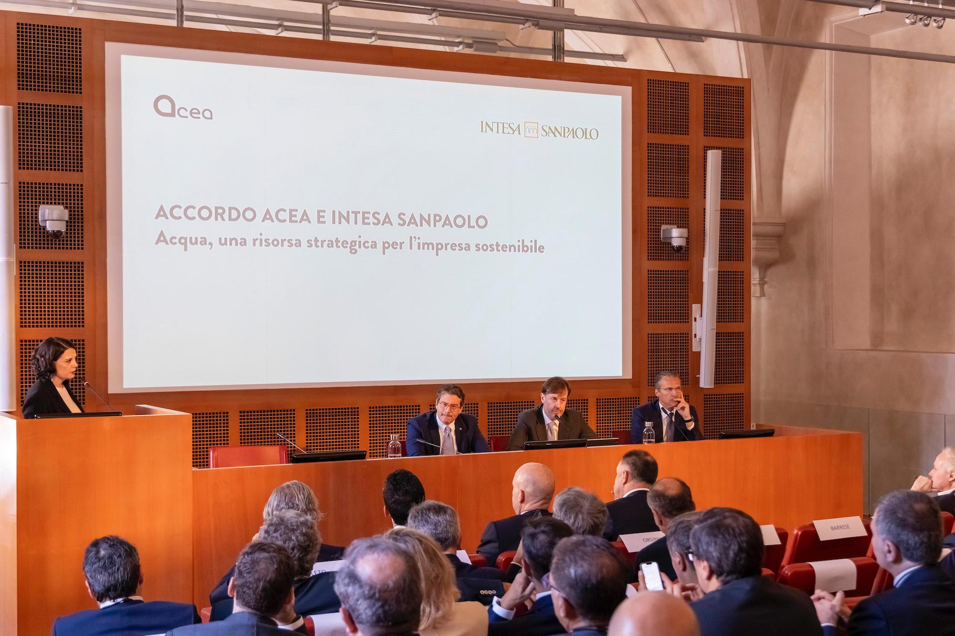 Gestione acqua, accordo ACEA-Intesa Sanpaolo