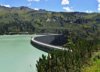 Crisi idrica al sud: miglioramenti “a macchia di leopardo”, ma resta l’allerta in Puglia e Calabria risorsa crisi idrica Emergenza Idrica