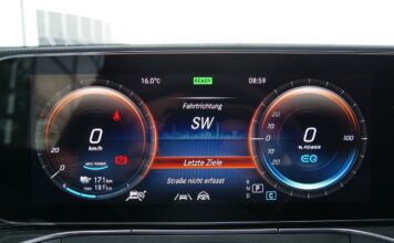Mercato auto italiano in ripresa nel primo semestre 2026: crescono nuovo e finanziamenti, traina l’ibrido electric-car-