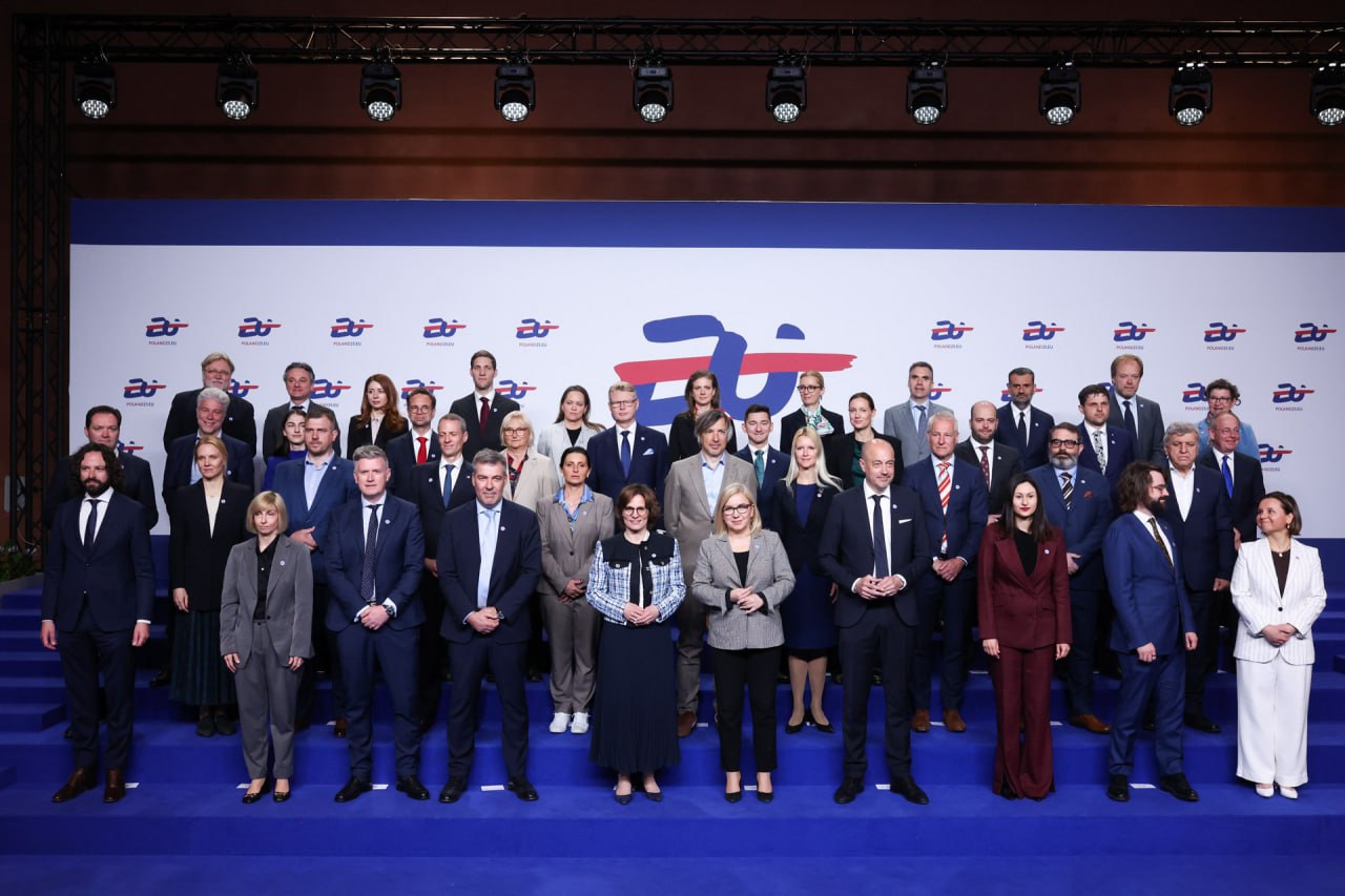 Foto dei Ministri intervenuti