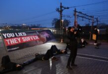 Diritto degli animali, protesta davanti alla multinazionale alimentare Ahold Delhaize diritto animali protesta Ahold Delhaize