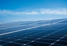 Rinnovabili verso il raddoppio: sorpasso del solare traccia la rotta rinnovabili