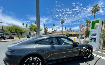 Auto elettriche, l’onda non si ferma: superata soglia 20 milioni auto elettriche