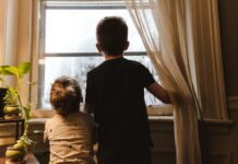 Bollette gas in calo e nuove tutele per le famiglie: il piano Arera famiglie