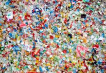 Plastica, crisi del riciclo minaccia i Comuni italiani plastica
