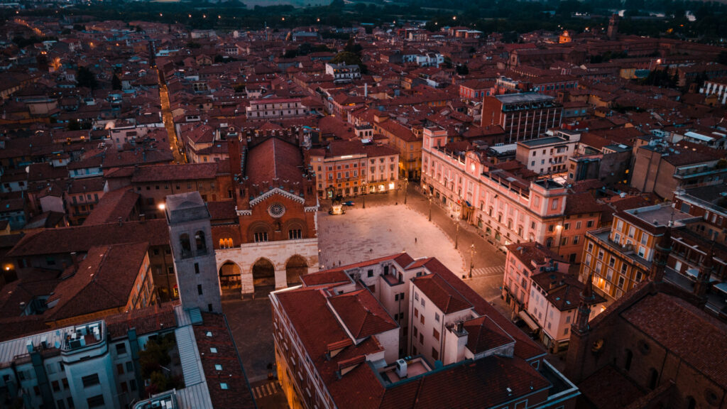 Piacenza illuminata