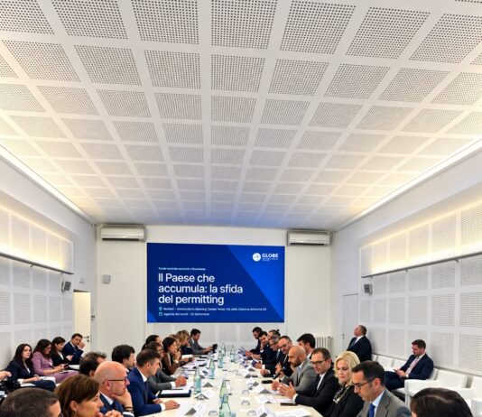 Accumuli energetici in Italia: il collo di bottiglia delle autorizzazioni frena il boom del settore Tavolo Nazionale Accumuli