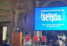 Le sfide del sistema idrico integrato si confrontano a Festival dell’Acqua Apertura lavori festival dell'Acqua la DG Utilitalia Annamaria Barrile