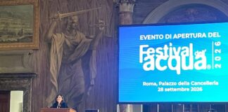 Le sfide del sistema idrico integrato si confrontano a Festival dell’Acqua Apertura lavori festival dell'Acqua la DG Utilitalia Annamaria Barrile
