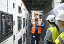 Uno sguardo su ROM1 il più grande e interconnesso campus di data center del Centro-Sud Italia Data center ROM 1 il primo e più gbrande del centro sud Italia, un momento di visita all'impianto