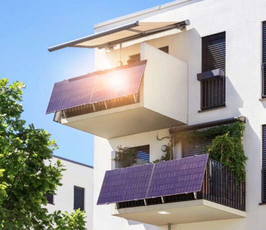 Fotovoltaico da balcone: quando può avere senso e quali limiti ha fotovoltaico da balcone